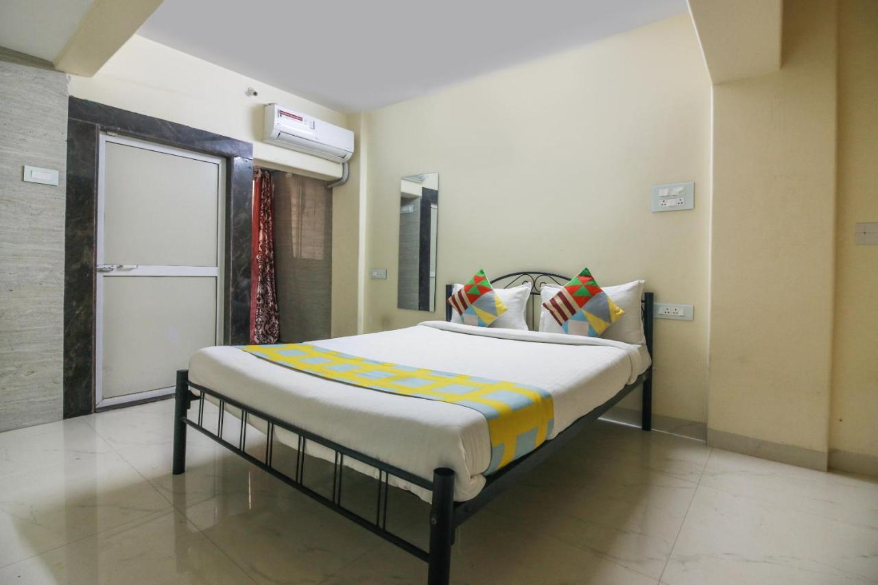 Flagship Cozy Stay Kharghar Koparpāda Екстериор снимка